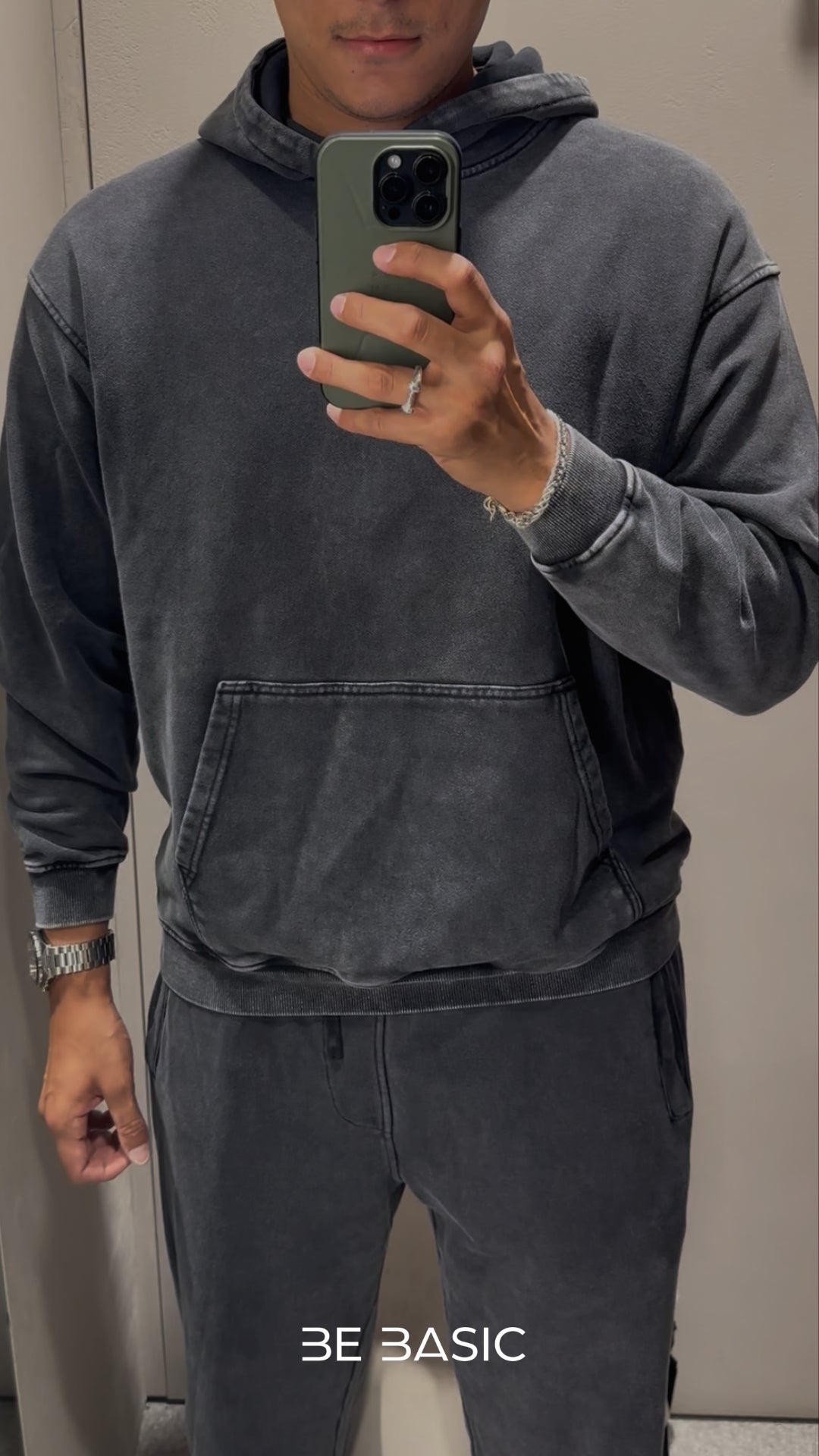 Hoodie o Sweatshirt + Jogger